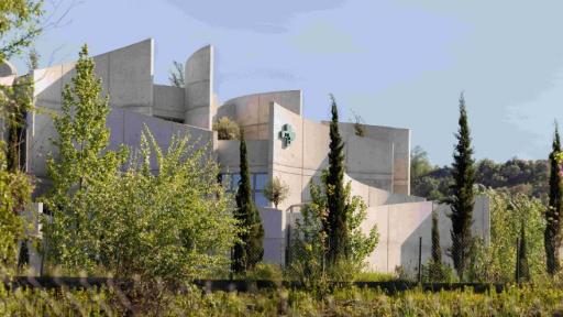 Nature and Nurture – Animal healthcare through an empathetic sculptural design